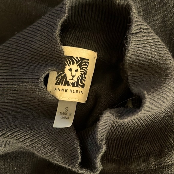 Anne Klein sheer sleeve mock turtleneck statement sweater in jet black - Picture 6 of 6